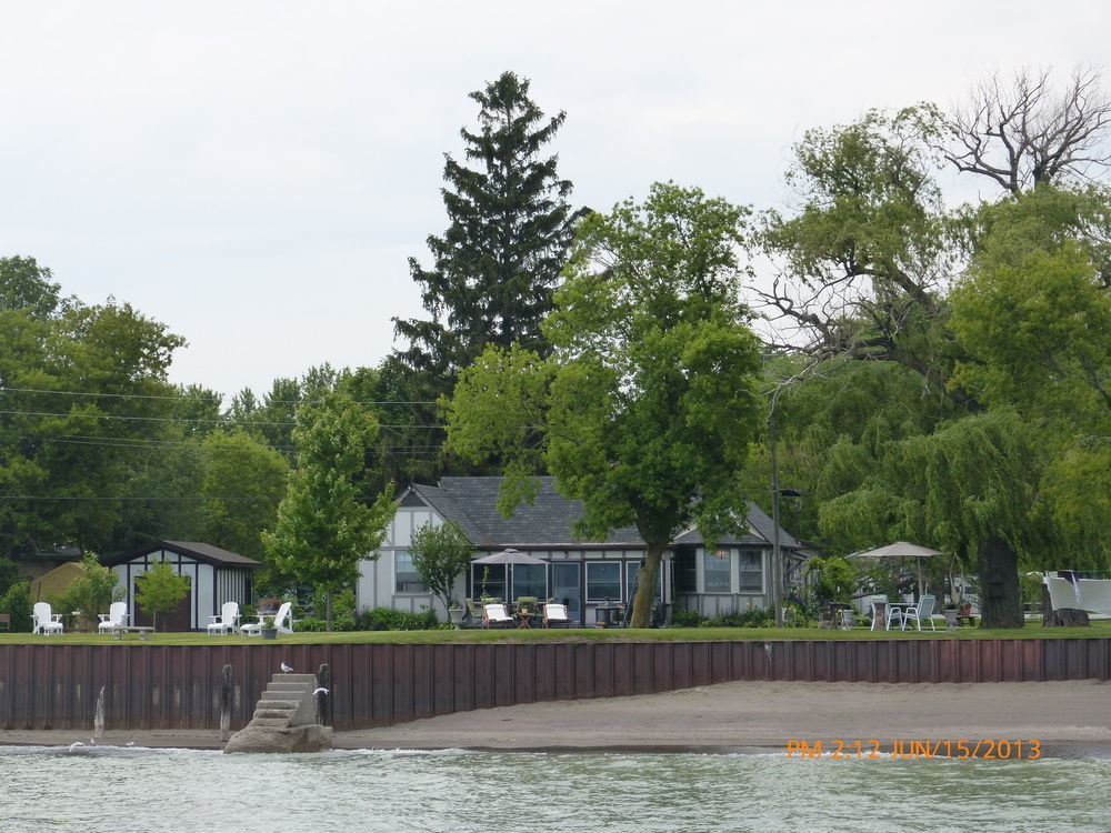 Omstead'S On Erie B&B Wheatley Εξωτερικό φωτογραφία